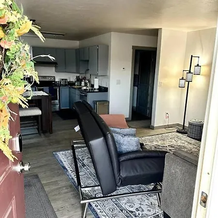 Comfortable 2Br Apt Central Fairbanks Exterior photo