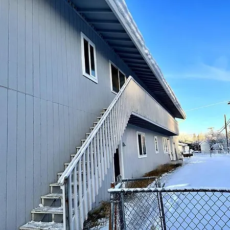 Comfortable 2Br Apt Central Fairbanks Exterior photo